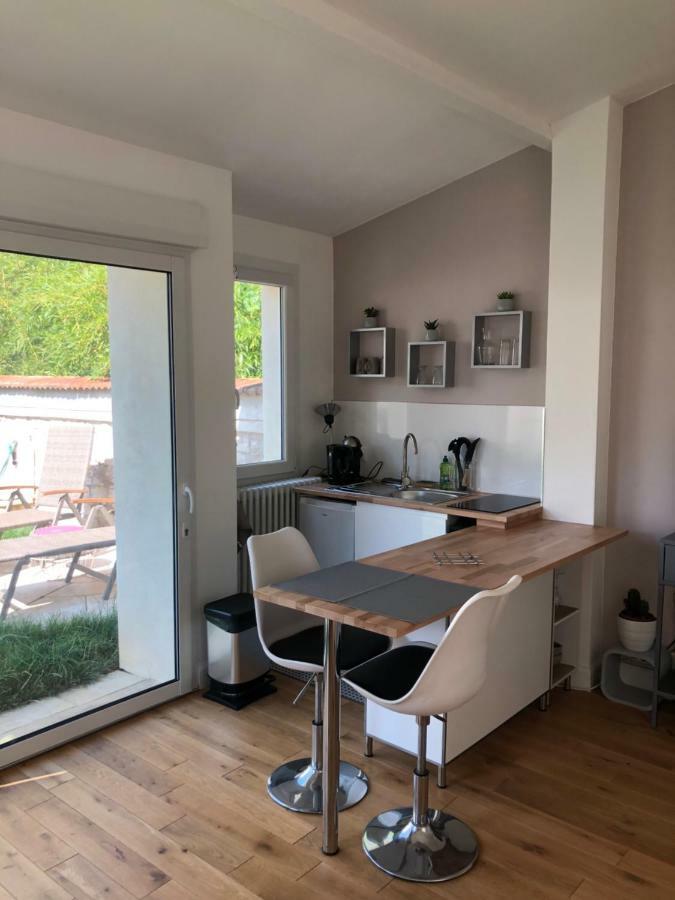Studio Maisonnette Avec Jardin, Nancy Thermal, Artem Exteriör bild